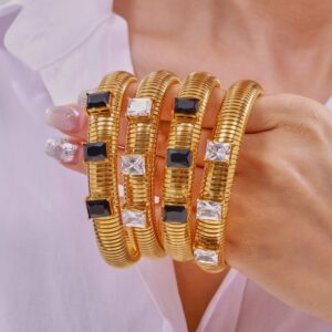 Pulsera estilo emperatriz gold color con tres diamantes negros / 1 pieza - unitario
