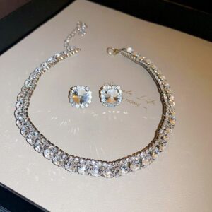 Set collar + Aretes White and Silver multiples diamantes nueva colección
