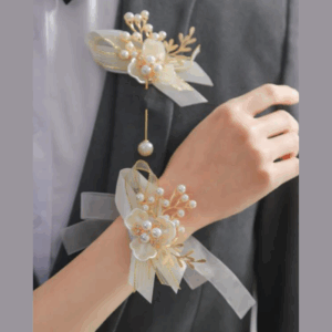 Conjunto flor de mano y accesorio para novio evento especial color crema / estilo 2